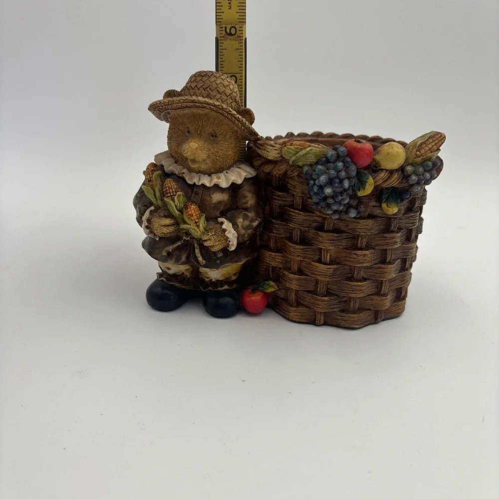 Unbranded Harvest Bear Figurine Planter Unisex Small Brown Excellent Fall Decor